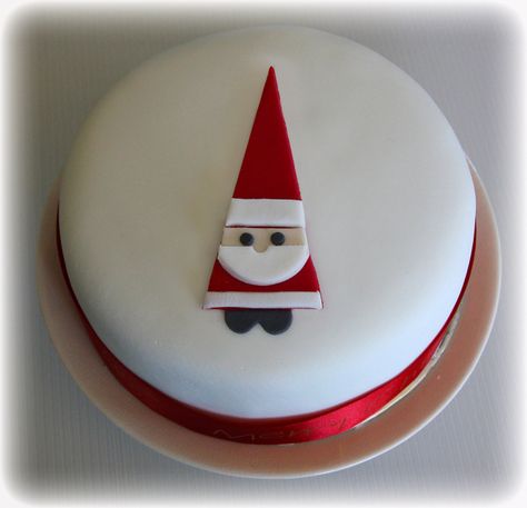 Mini Christmas Cakes, Santa Cake, Christmas Cakes Easy, Christmas Themed Cake, Fruit Cake Christmas, Christmas Cake Designs, Christmas Cake Topper, Christmas Cake Decorations, Xmas Cake