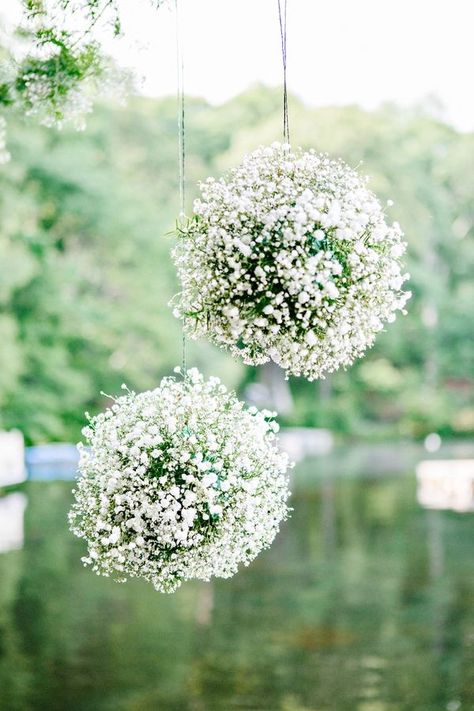 Hanging Flower Balls Wedding, Flower Balls Wedding, Hanging Wedding Decorations, Backyard Wedding Ceremony, Flower Balls, Rustic Wedding Decorations, Ball Ideas, Flowers Hanging, Rustic Vintage Wedding