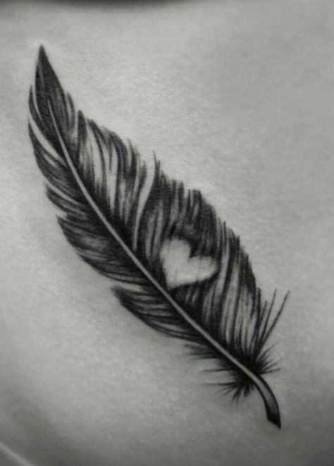 Tattoo Plume, Quarter Sleeve Tattoos, Feather Tattoo Design, Men Tattoos, Sick Tattoo, Star Tattoo Designs, Hawaiian Tattoo, Geniale Tattoos, Feather Tattoo