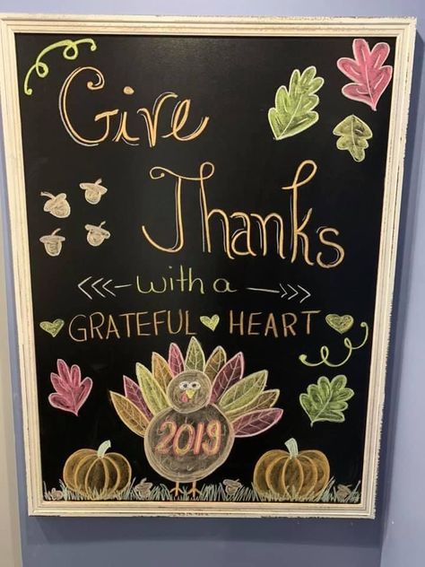 Thanks Giving Chalkboard, Thanksgiving Chalkboard Art, Thanksgiving Chalkboard, Chalkboard Markers, Paint Inspo, Chalkboard Drawings, Chalkboard Lettering, Chalkboard Designs, Chalk Drawings