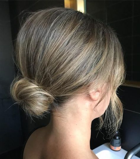 Picture of simple airy textured bun formal easy updo Simple Chic Updo, Simple Updos For Medium Hair Formal, Textured Bun, Formal Updo, Short Punk Hair, Easy Updos For Medium Hair, Garden Dinner, Bun Formal, Hair Updos Tutorials