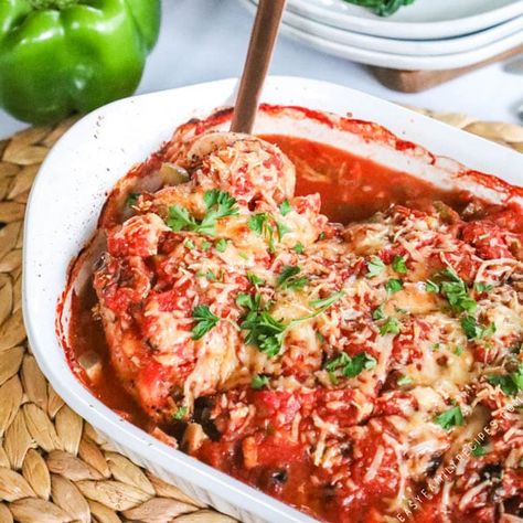 Easy Chicken Cacciatore · Easy Family Recipes Chicken Cacciatore Easy, One Dish Chicken, Easy Chicken Cacciatore, Can Crushed Tomatoes, Baby Bella Mushrooms, Tuscan Garlic Chicken, Cacciatore Recipes, Chicken Cacciatore Recipe, Printable Recipe Card