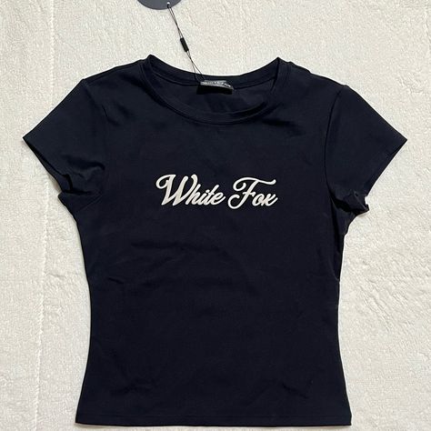 New With Tags Whitefox Baby Tee Season 7 Line/ Color Jet Black Small White Fox Tshirt, White Fox Shirt, White Fox T Shirt, White Fox Baby Tee, White Fox Top, White Fox Clothes, White Fox Tops, Whitefox Boutique, Bebe Shirt