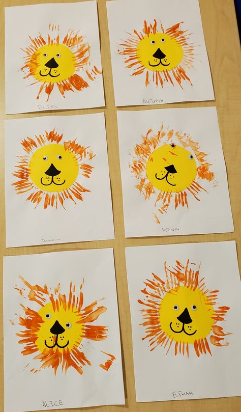 Easy Jungle Crafts Preschool, Jungle Animal Art Preschool, Lion Art Kindergarten, Africa Preschool Crafts, Lion Craft Kindergarten, Lion Arts And Crafts For Kids, Jungle Kindergarten Activities, Mammal Crafts For Preschool, Safari Art Preschool