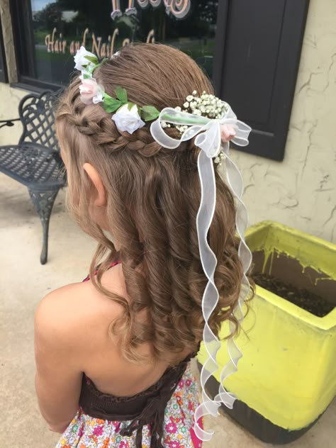 Graduation Hairstyles For Kids, Cute Cornrows, Styles For Black Hair, Black Hair Short, Simple Updos, First Communion Hairstyles, Short Locks, Kids Hairstyles For Wedding, Communion Hairstyles