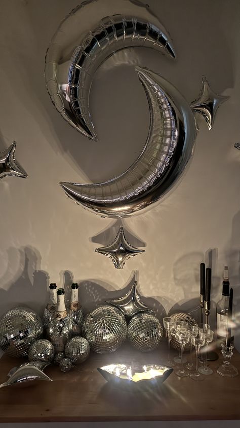 Silver And Gold Party Theme, Black Silver Birthday Theme, Metallic Party Theme, Moon Decorations Party, Silver Birthday Party Aesthetic, Cosmic Party Theme, Celestial Birthday Party Decor, Space Disco Party, Silver Party Aesthetic