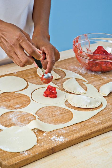 Step 1: Strawberry Mixture - How to Make Fried Strawberry Pies - Southernliving. Recipe: Fried Strawberry Pies  Spoon the strawberry mixture into the center of each dough circle. Stawberry Pie, Pie Fries, Fried Pie, Strawberry Pies, Fresh Strawberry Recipes, Fried Pies, Fruit Pie, Strawberry Pie, Sweet Pie