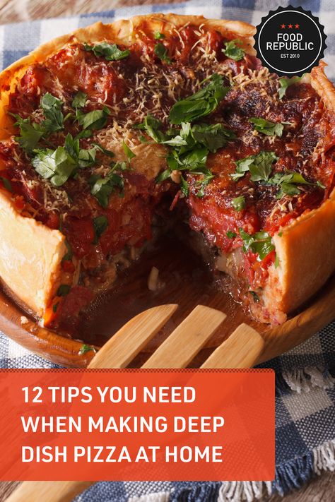 Chicago Pizza Recipe, Deep Dish Pizza Crust Recipe, Deep Dish Pizza Dough Recipe, Chicago Deep Dish Pizza Recipe, Deep Dish Pizza Crust, Pizza Type Recipes, Deep Dish Pizza Dough, Chicago Style Deep Dish Pizza, Deep Dish Pizza Recipe