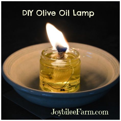 Olive Oil Candle, Best Cooking Oil, Emergency Preparation, Single Candle, Diy Oils, Survival Food, Oil Candles, Power Outage, Survival Prepping