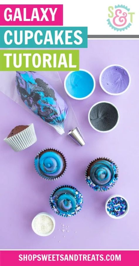 Galaxy Cupcakes How To Make, Galaxy Jello Cups, Diy Galaxy Cupcakes, Galaxy Cupcakes Frostings, Space Food Party, Spaceship Cupcakes, Outer Space Cupcakes, Cosmic Cupcakes, Space Themed Snacks