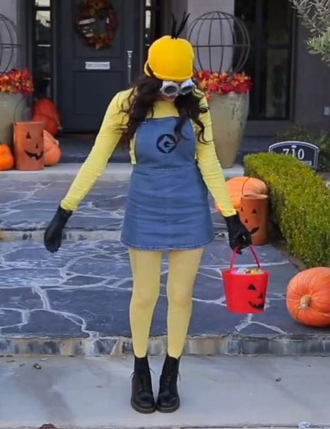 Fantasia Minion, Halloween Minion, Diy Minion Costume, Homemade Minion Costumes, Minion Outfit, Minion Halloween, Minion Costumes, Diy Costumes Women, Minion Birthday