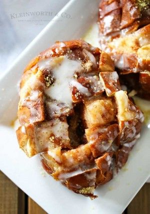 Cinnamon Roll Pull Apart Bread Cinnamon Roll Pull Apart Bread, Cinnamon Sugar Butter, Pretzel Rolls, Dessert Simple, Pull Apart Bread, Cinnamon Bread, Sweet Roll, Pull Apart, Bread Rolls