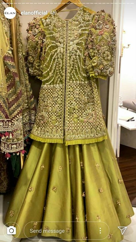 Mehndi Event Dresses, Hira Faisal, Mehndi Event, Mehendi Dress, Asian Bridal Dresses, Geometric Fashion, Gaun Fashion, Pakistani Wedding Outfits, Boho Dresses Long