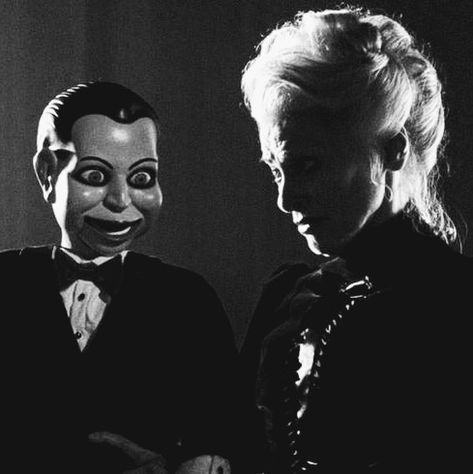 Dead Silence Dead Silence, Indie Scene, Horror Movies Scariest, Tv Horror, Film Horror, Film Posters Vintage, Movie Time, Classic Horror Movies, Thriller Movies