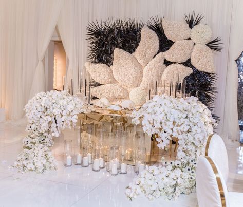 Mirror Top Table, Couples Table, Black And White Wedding Decor, Sweetheart Table Backdrop, Modern Glam Wedding, Plexiglass Mirror, Wedding Booth, Wedding Sweetheart Table, Starburst Chandelier