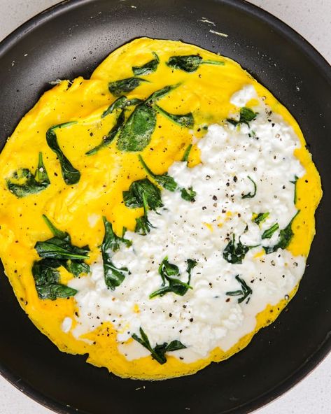 Cottage Cheese Omelet | Kitchn Cottage Cheese Spinach, Healthy Omelet, Breakfast Omelette, Cheese Omelet, Cheese Spinach, Healthy Eggs, Cottage Cheese Recipes, High Protein Breakfast, Protein Breakfast