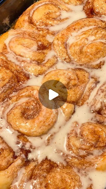 Steph Gigliotti | Real Life Recipes on Instagram: "Oh my goodness a must make! Would be so good for holiday mornings or brunch! Make sure to save this recipe for later! #cinnamonrolls #viralcinnamonrolls #brunch #weekendbreakfast" Steph Gigliotti, Holiday Morning, Weekend Breakfast, Oh My Goodness, Cinnamon Rolls, Oh My, Make Sure, Real Life, Good Things