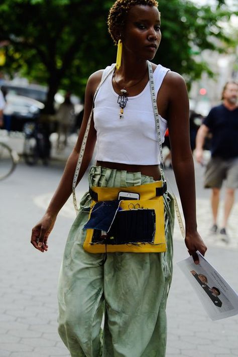 Nyc Fashion Week Street Style, Fashion Week 2024, Nyc Fashion Week, Stylist Outfit, New York Street Style, New York Fashion Week Street Style, Summer Street, Outfits 2023, Spring Summer Trends