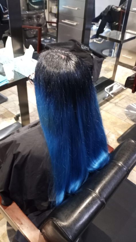 Black Roots Blue Hair, Blue Hair With Black Roots, Blue Hair Black Roots, Blue Hair With Black, Blue Roots Black Hair, Hair With Black Roots, Blue Hair Dark, Black To Blue Ombre, Midnight Blue Hair