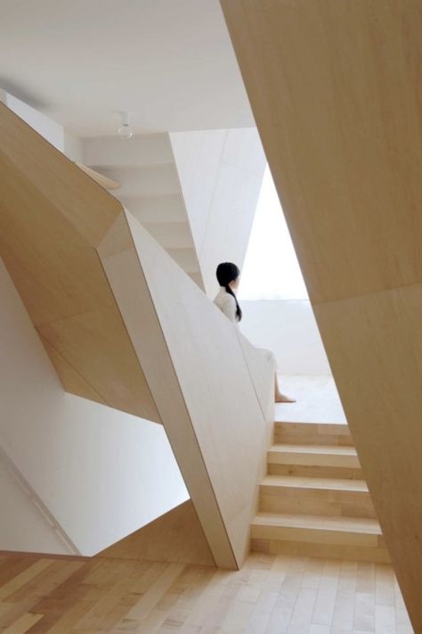 by Alphaville Architects – Kentaro Takeguchi + Asako Yamamoto Foto Scale, Interior Stairs, Town House, Residential House, Boho Interior, Staircase Design, Stairs Design, 인테리어 디자인, Interior Architecture Design