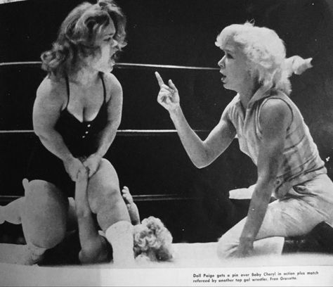 Doll Paige gets the pin on baby Cheryl the match was refereed by another great lady wrestler fran gravette Lady Wrestlers, Women's Wrestling, Wwe Womens, Female Wrestlers, Wwe Divas, Female Athletes, Heel Boots, High Heel Boots, Strong Women