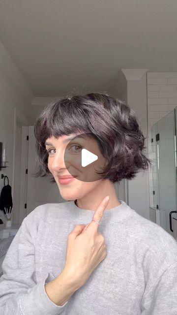 Short Bouncy Bob, Wavy Bob With Fringe Thick Hair, Short Hair Iron Curls, Wavy Bob Over 50, Short Curly Hair With Straight Bangs, Short Bob Wavy Hairstyles, How To Use Curling Iron Short Hair, Curling Iron Curls Short Hair, Deep Waver On Short Hair