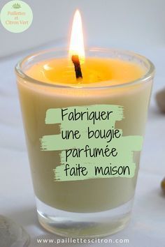 DIY : Fabriquer des bougies parfumées maison. Recette facile à base de cire de soja (vegan), d'huile végétale et d'huile essentielle ou fragrance. #diybougieparfumee #bougieparfumeefaitemaison #bougieparfumeehomemade Bougie Noel Diy, Bougie Diy, Diy Bougie, Herbal Coffee, Diy Laundry Detergent, Eco Friendly Diy, Smoothie Bowl Healthy, Diy Snacks, Diy Bowl