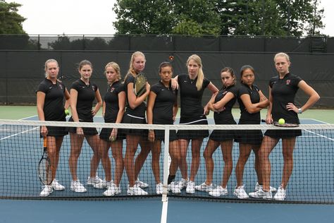 college tennis players | College Tennis Online: NCAA Results, ITA collegiate tennis rankings ... Team Tennis Pictures Photo Ideas, Tennis Team Photo Ideas, Team Tennis Pictures, Group Tennis Pictures, Tennis Team Photos, Tennis Team Pictures, Tennis Pictures Poses, Tennis Portraits, Tennis Poses