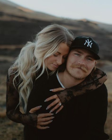 Ashtyn Bodensteiner Style, Ashtyn Bodensteiner, Together Forever Rick Astley, Romanticizing Life, Engagement Pics, Family Pics, Engagement Pictures, Photoshoot Ideas, Marvel Avengers