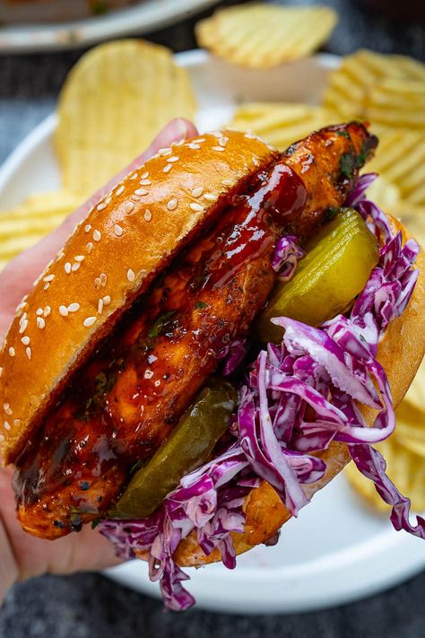 Honey Garlic BBQ Grilled Chicken Sandwich Honey Bbq Chicken Sandwich, Honey Garlic Chicken Sandwich, Hot Honey Grilled Chicken Sandwich, Grilled Chicken Thigh Sandwich Recipes, Grilled Chicken Sandwich Sides, Grilled Bbq Chicken Sandwich, Grilled Chicken Dinner Ideas, Summer Beef Recipes, Chicken Bbq Sandwich