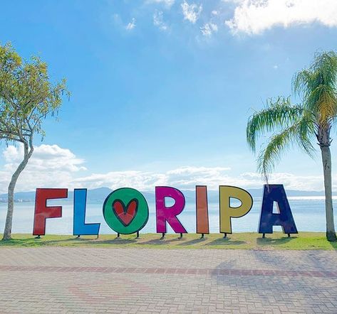 Novidade em Florianópolis! Um letreiro colorido com o apelido da cidade foi instalado no calçadão da Av. Beiramar Norte junto à Praça Sesquicentenário próximo ao hotel Novotel. O desenho é do artista plástico Luciano Martins. O que você achou do letreiro? . Veja dicas e roteiros para vistar Floripa no blog meusroteirosdeviagem.com/categoria/floripa . #meusroteirosdeviagem Marketing Communication, Marketing Quotes, Dream Board, Chicago Cubs Logo, Business Management, Marketing Plan, Small Business Marketing, Internet Marketing, Business Marketing