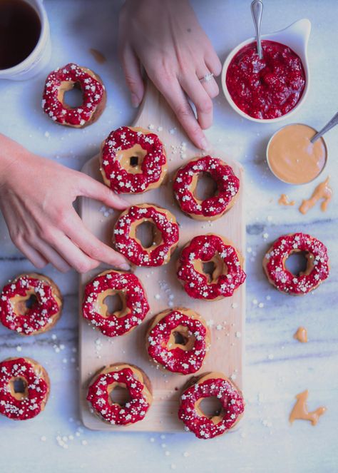 Peanut Butter and Jelly Donuts - A Perfect Healthy Snack | Two Spoons Cookie Dough Nice Cream, Chia Jam Recipe, Jelly Donuts, Fruit Granola, Lemon And Coconut, Coconut Fruit, Protein Donuts, Healthy Donuts, Protein Baking