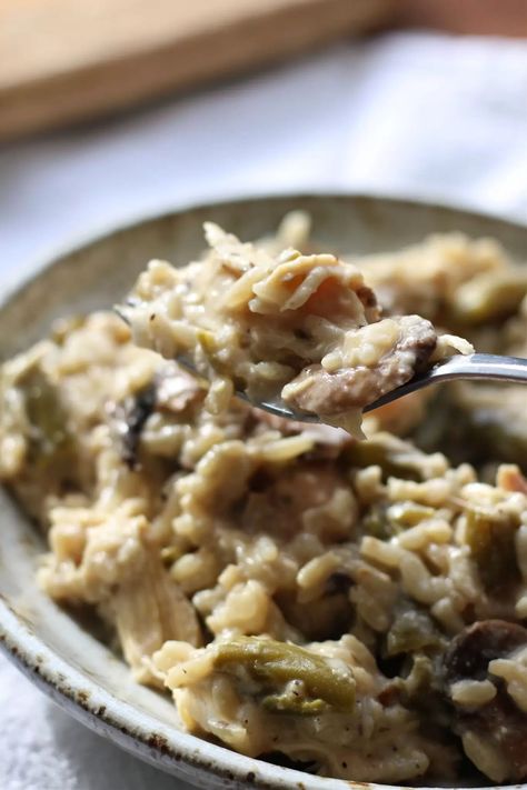 Instant Pot Comfort Casserole--a creamy rice dish with chicken, green beans and mushrooms. Ip Chicken, Slow Cooker Enchiladas, Comfort Casseroles, Creamy Rice, Cream Of Mushroom, Insta Pot, Ninja Foodi, Instant Pot Pressure Cooker, Instapot Recipes