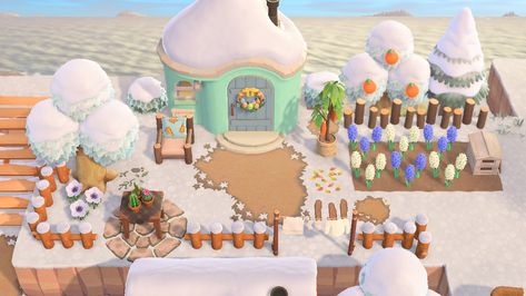 A few ideas from different photos of villagers gardens. Love Sherb’s house! Sherb Animal Crossing House, Sherb Animal Crossing, Animal Crossing House, House Outside, Different Photos, Animal Crossing, Baby Mobile, Animals