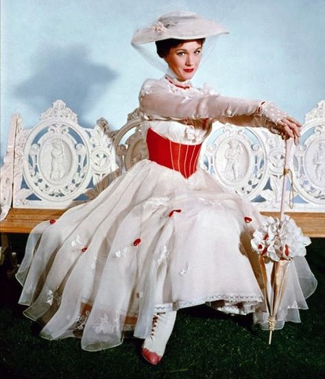 Mary Poppins White Dress, Mary Poppins Jolly Holiday, Mary Poppins 1964, Mary Poppins Costume, Popular Hats, Frilly Dresses, Holiday Costumes, Julie Andrews, Gibson Girl