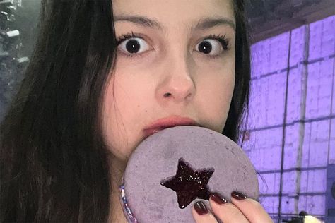 Olivia Rodrigo and Crumbl Announce a Guts-Themed Cookie That Will Follow Her on Tour Olivia + Core + Aesthetic, Olivia Cooke, Concert Venue, Mexican Girl, Rare Pictures, + Core + Aesthetic, Teenage Dream, Fav Celebs, Olivia Rodrigo