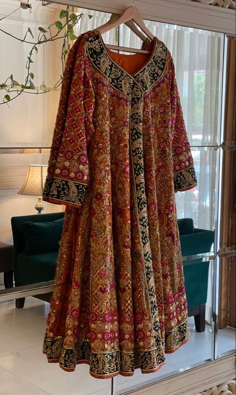 Designs Aesthetic, Wedding Dresses Ideas, Pakistan Dress, Latest Bridal Dresses, Fancy Frocks, Embellished Shirt, Pakistani Fancy Dresses, Pakistani Dresses Casual, Pakistani Fashion Party Wear