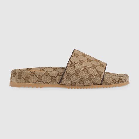 1 / 6 Men's GG canvas slide sandal £ 345 Item runsTrue to size VIEW SIZE GUIDE AVAILABLE Estimated shipping within 1-2 business days. Enjoy complimentary shipping and returns. ADD TO SHOPPING BAG Find in store RESPONSIBLE PRODUCT DETAILS MATERIALS AND CARE SHIPPING & RETURNS INFO GIFT WRAPPING PAYMENT OPTIONS You May Also Like Men's Gucci Tennis 1977 high top sneaker £ 485 SHOP THIS GG canvas wide brim hat £ 400 SHOP THIS Cotton polo with Interlocking G stripe £ 520 SHOP THIS Men' Gucci Slide, Slides For Men, Mens Slide Sandals, Swap Gifts, Designer Slides, Gucci Store, Gucci Gifts, Men Slides, Mens Slides