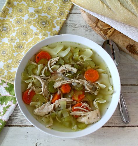 Chicken Noodle Soup Gluten Free Chicken Noodle Soup, Slow Cooker Chicken Noodle Soup, Recipe Crockpot, Chicken Noodle Soup Easy, Soup Chicken, Homemade Noodles, Delicious Gluten Free Recipes, Chicken Noodle Soup Homemade, Pasta Soup