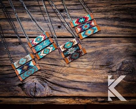 Loom Beaded Necklace, Leather Beaded Jewelry, Silversmithing Jewelry, Native American Beadwork Patterns, Handmade Leather Jewelry, Beading Loom, Bar Necklaces, Beaded Jewelry Earrings, Hat Bands