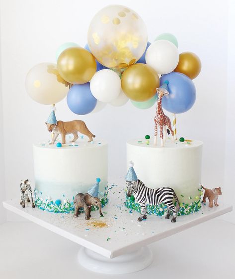 Arch Cake, Twins Boys, Balloon Cake Topper, Twin Birthday Cakes, 1st Birthday Celebration, Twins Cake, Animal Birthday Cakes, Brides Cake, Unique Cake Toppers