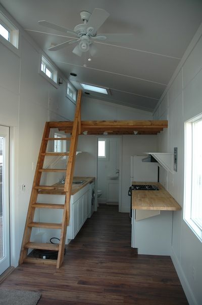 Shed Tiny House, Wohne Im Tiny House, Tiny House Stairs, Tiny House Interior Design, Shed Home, Shed To Tiny House, House Loft, Tiny House Loft, House Shed