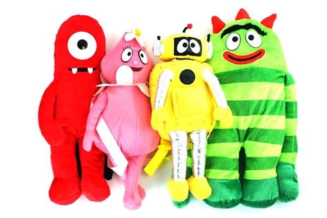 Yo Gabba Gabba backpacks.     *prolly not for high schoolers. prolly. Yo Gabba Gabba Backpack, Crunchy Childhood, Kevin Core, Stylish School Bags, Yo Gabba Gabba, Gabba Gabba, South Park Funny, Toy 2, Kids Tv