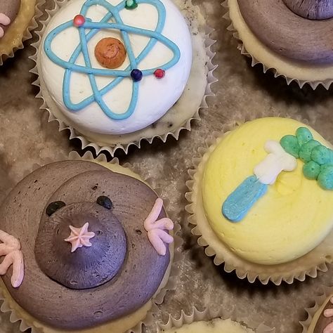 "Mole Day cupcakes! " - made by Flour Child Creations! Mole Day Projects Chemistry Food, Mole Cupcakes, Mole Day Food, Chemistry Cupcakes, Mole Day Projects Chemistry, Mole Project, Mole Idea, Chemistry Mole, Mole Day