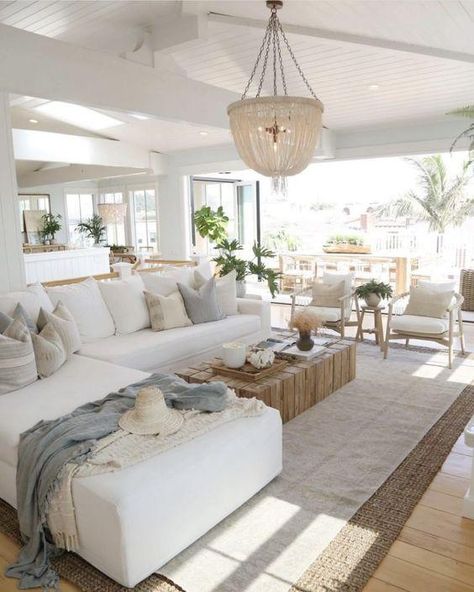 California Casual Interior Design: How to Bring Chic Coastal Style to Your Home – jane at home Casa Clean, Beach House Living Room, Beach House Interior Design, Coastal Interiors Design, Coastal Living Rooms, Beach House Interior, Coastal Living Room, Coastal Interiors, White Furniture