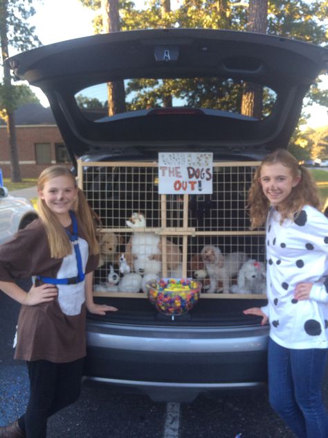 Who let the dogs out trunk or treat idea. So cute and easy. Dog Pound Trunk Or Treat, Dog Trunk Or Treat Ideas For Cars, Cat Theme Trunk Or Treat, Bunny Trunk Or Treat Ideas, Cat Trunk Or Treat Ideas For Cars, Diy Trunk Or Treat Ideas For Trucks, Trunk Or Treat Cat Theme, Trunk Or Treat Dog Theme, Dog Trunk Or Treat Ideas