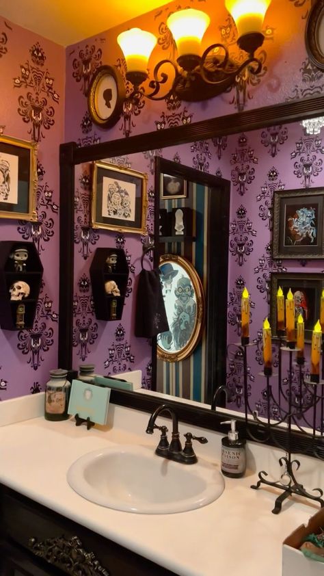 Happy Birthday Haunted Mansion!! I still have to put in dark flooring, baseboards, moulding, a few more props & trim. But here’s the HM… | Instagram Haunted Mansion Bathroom Ideas, Witch Bathroom Decor, Haunted Mansion Bathroom, Goth Bathroom Ideas, Witchy Bathroom Ideas, Haunted Mansion Halloween Decor, Haunted Bathroom, Witch Bathroom, Corridor Door