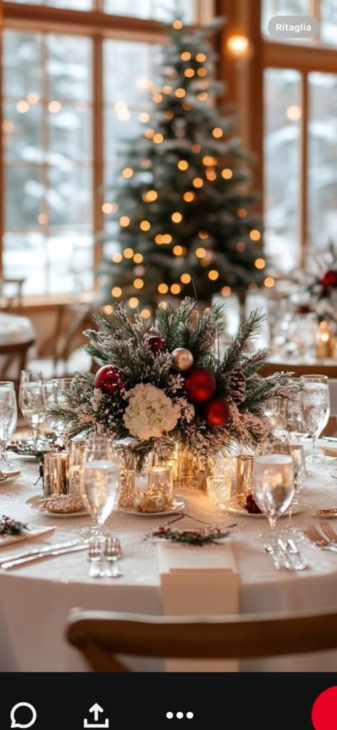 Holiday Wedding Tablescape, Christmas Wedding Poinsettia, Candleabra Ideas Christmas, Christmas Wedding Centrepiece Ideas, Christmas Theme Wedding Ideas, Simple Christmas Wedding Decor, Christmas Wedding Ideas Decorations, Rustic Winter Wedding Colors, Winter Wedding Ideas December