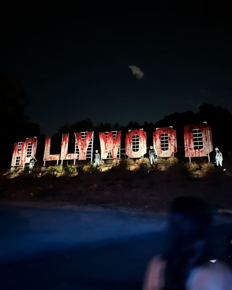 spooky szn has officially started 🖤👻🕸️🎃🕷️|| opening night of halloween horror nights vlog is up on my youtube channel! Hollywood Horror Nights, Halloween Horror Nights Hollywood, Halloween Horror Nights Universal Studios, Universal Studios Halloween Horror Night, Hollywood Sign At Night, Universal Halloween Horror Nights, Horror Nights, Halloween Horror Nights, Opening Night