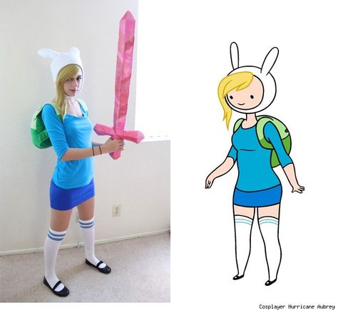 Fionna cosplay Fionna And Cake Cosplay, Fionna Cosplay, Fiona Adventure Time, Fiona Costume, Adventure Time Costume, Adventure Time Clothes, Cake Costume, Adventure Time Cosplay, Anime Cosplay Ideas